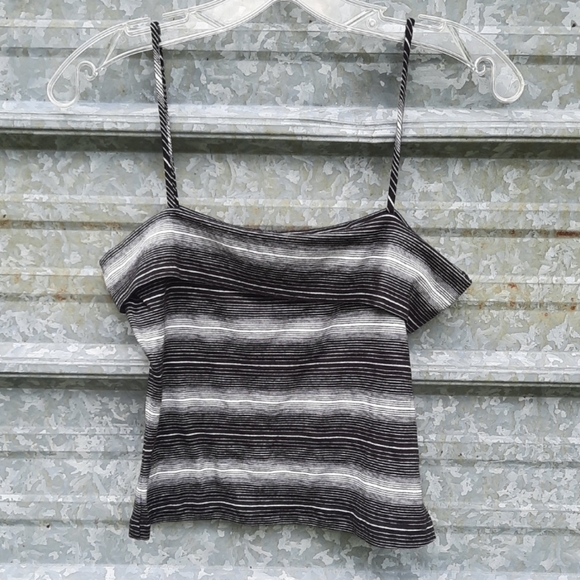 VINTAGE B&W Striped Speghetti Strap Crop Top - Picture 9 of 13